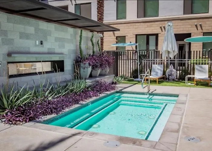 Escape To The Penthouse King Bed Apartment